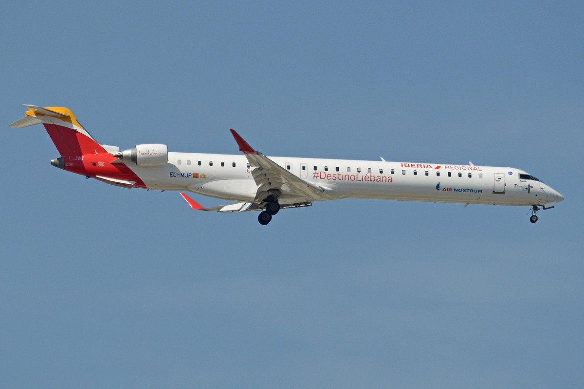 1599px Bombardier CRJ 1000 u2018EC MJPu2019 Iberia Regional (31462631613) 2