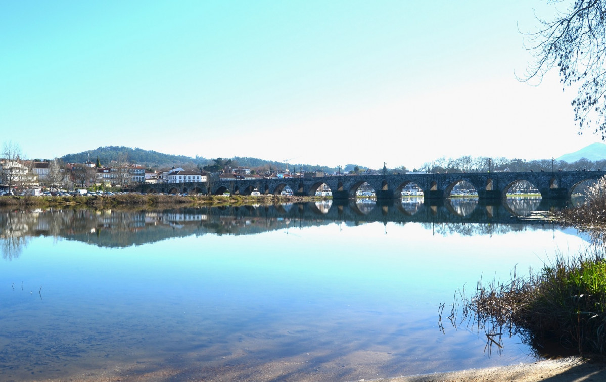 Ponte de Lima, Puente Medieval desde la orilla derecha