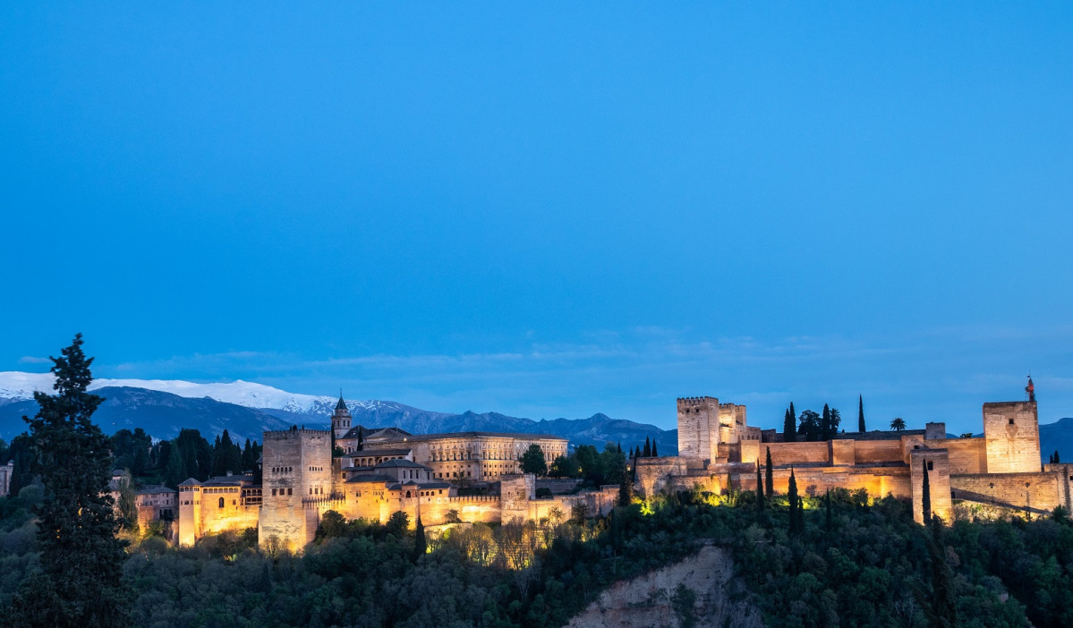 Granada, Alhambra iluminada