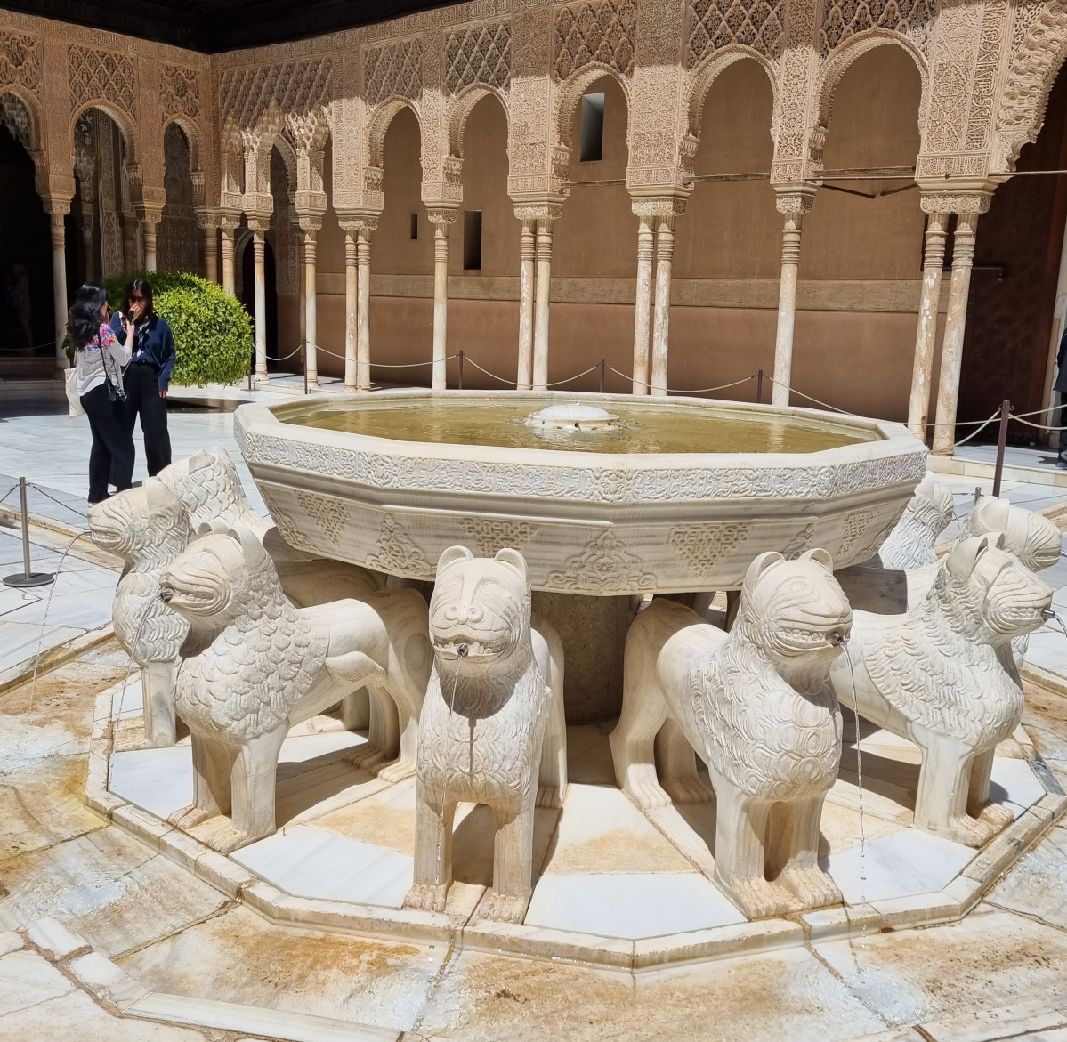 Granada, FUENTE DE LOS LEONES, Alhambra