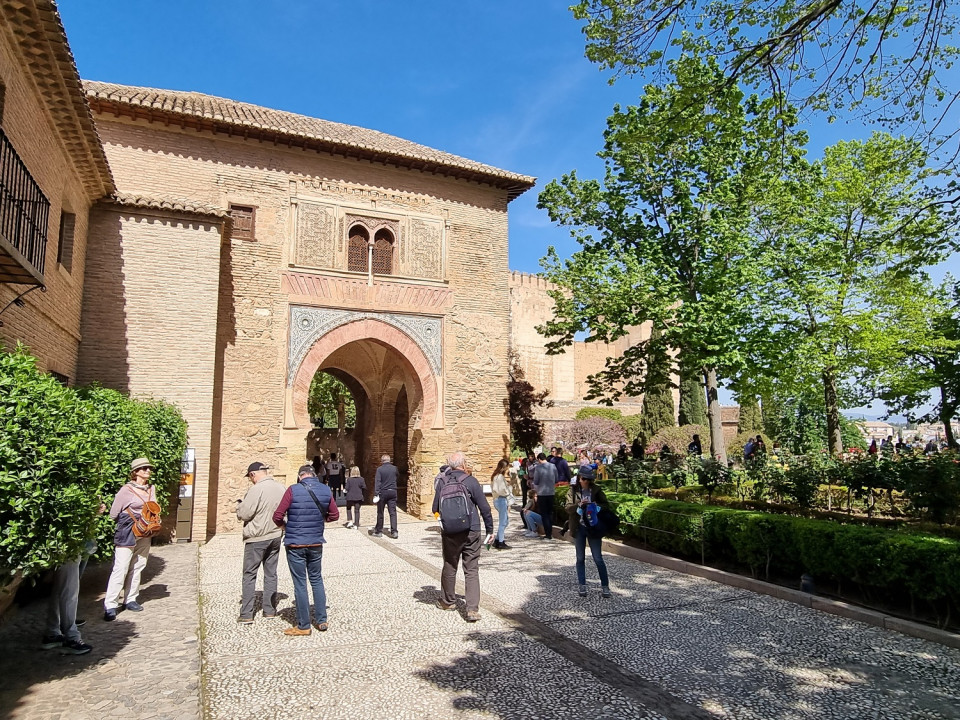 Granada, PUERTA DEL VINO