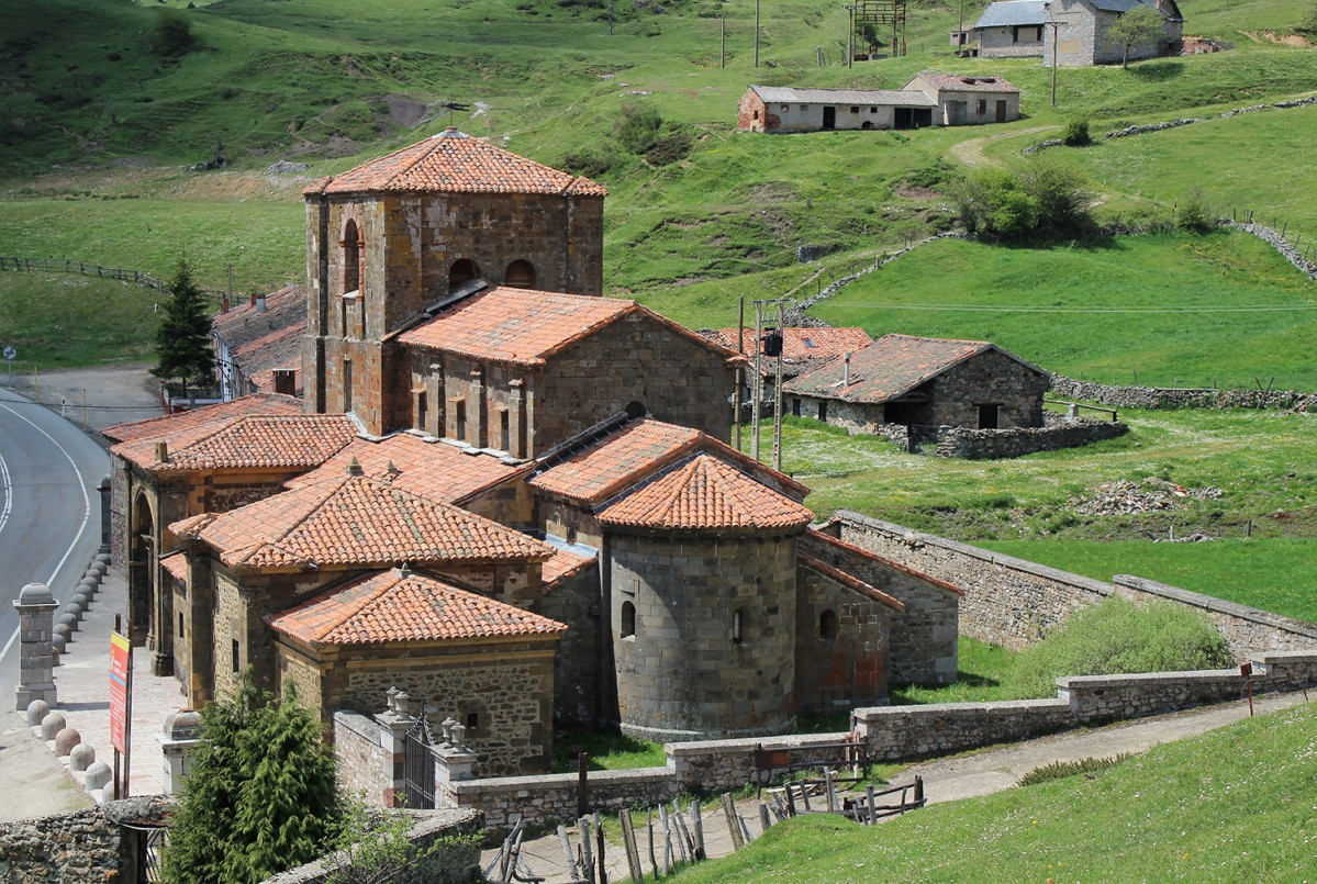 ALTO BERSESGA COLEGIATA DE ARBAS DEL PUERTO