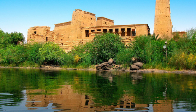 Templo de Philae, a  las orillas del Nilo
