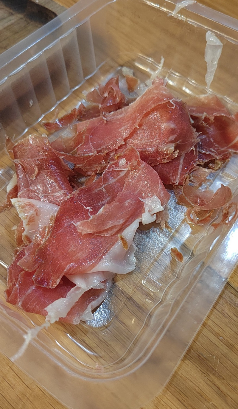 Jamon Kintoa del valle de Aldude en el País Vasco Francés