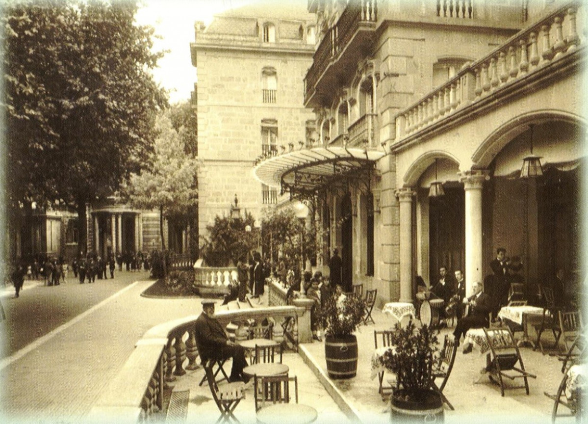 Gran Hotel Balneario de Mondariz. Terraza Gran Hotel