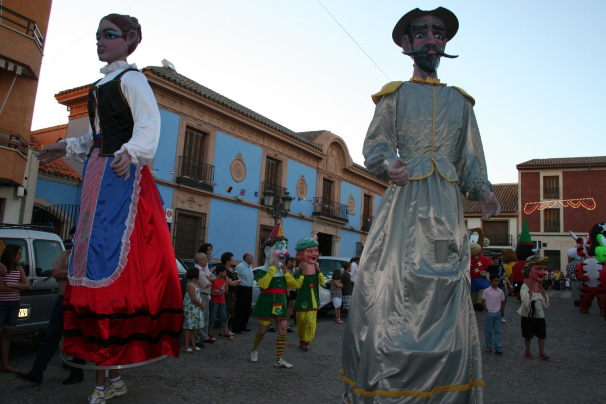 LA SOLANA Fiestas de santiago y santa ana