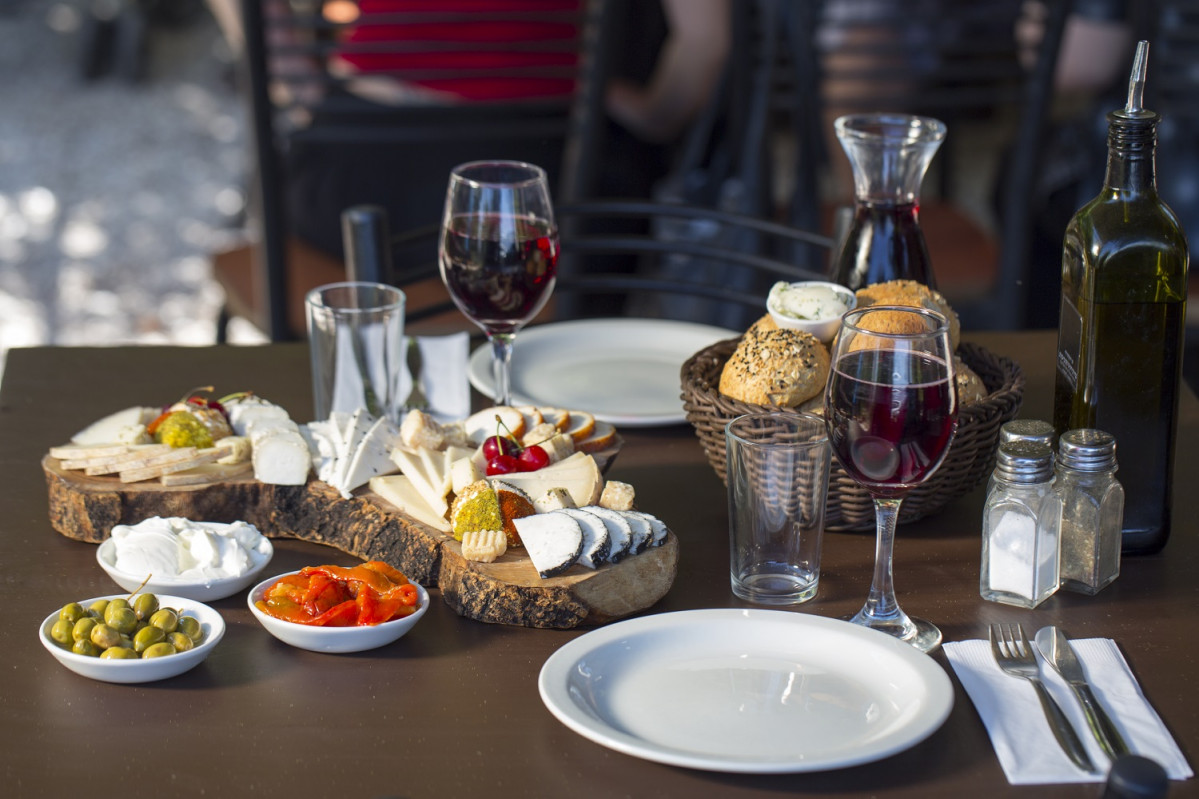 Desayuno tu00edpico galileo. Fotografu00eda Itamar Grinberg para el Ministerio de Turismo de Israel