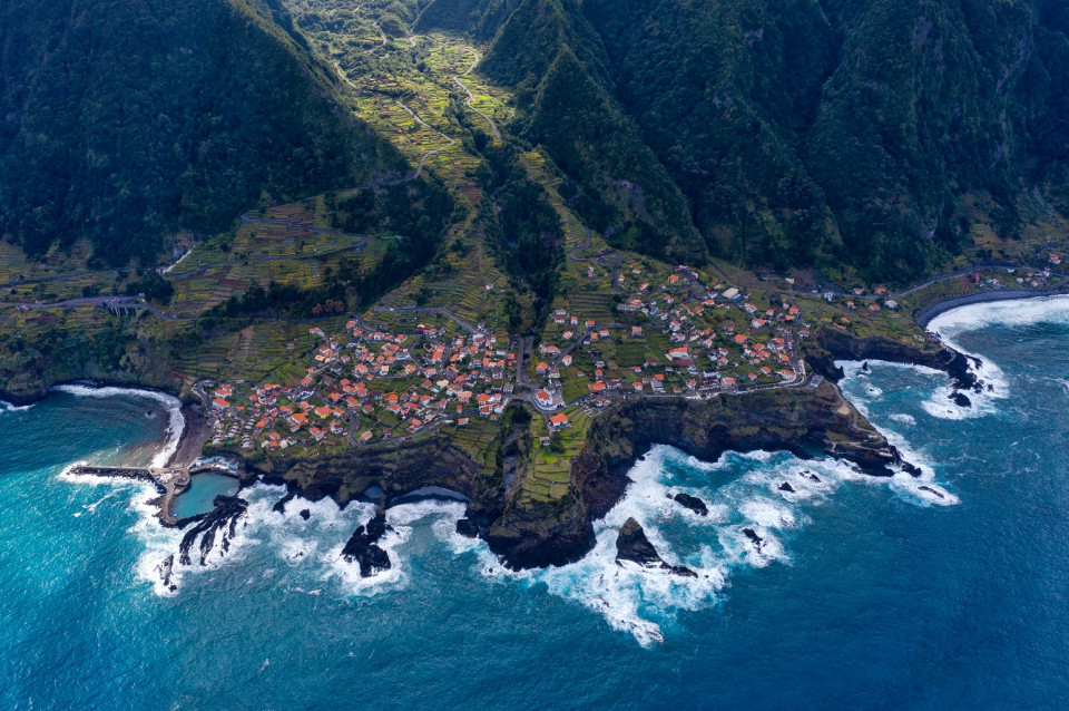 Seixal, Madeira ©Carlos Gouveia