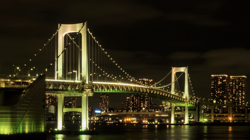 Tokio, Puente del Arcoiris de noche