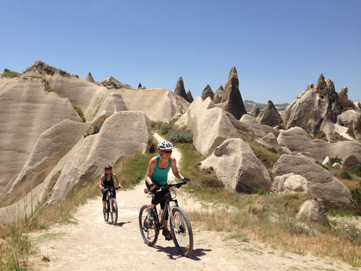 Bicycle Tour Rose Valley