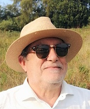 Carlos Cuesta, colaborador vyc 225