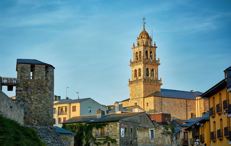 Basilica Nuestra Senhora de la Encina, Ponferrada