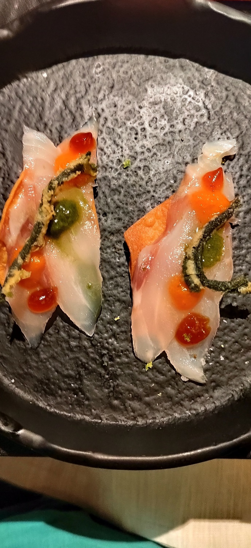 Tosta de lubina Monchis