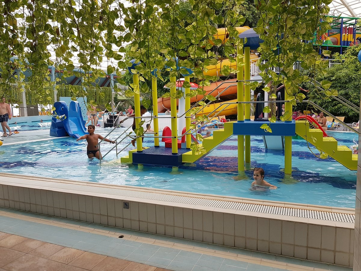 Gyerekmedence