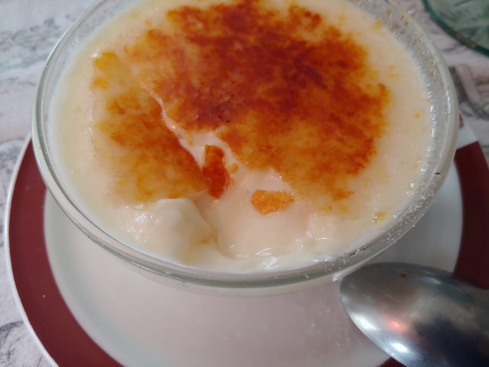 Arroz con leche requemado, una ambrosia envuelta en sabor