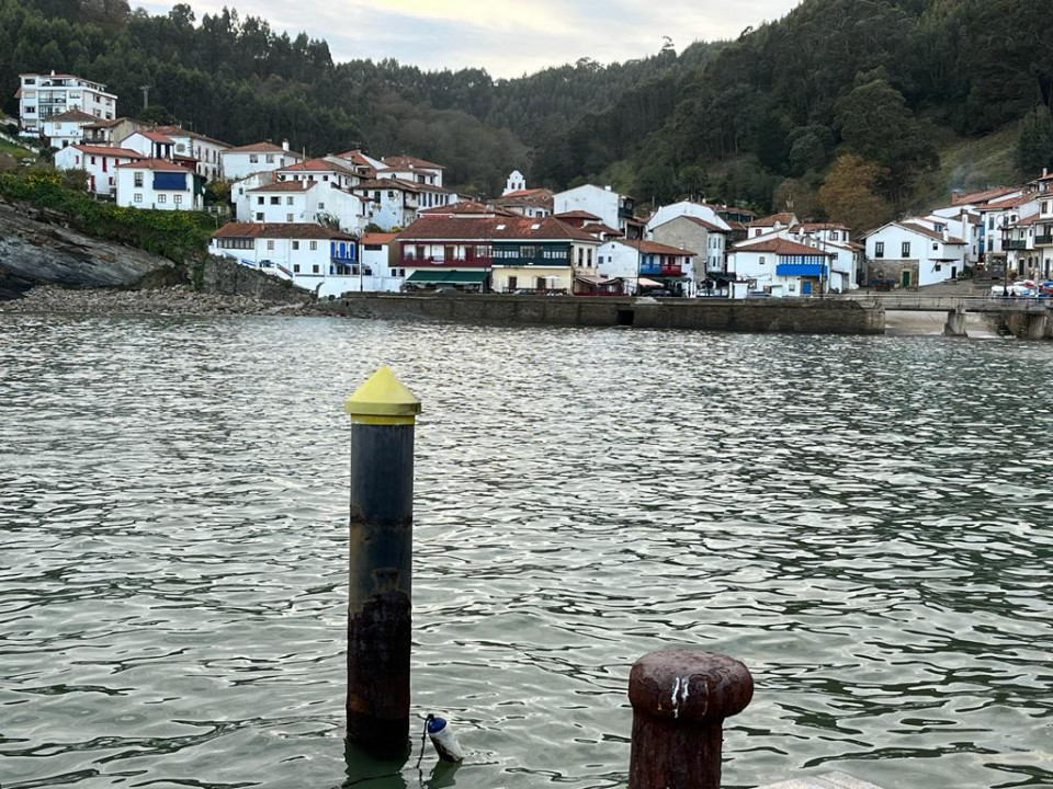 Tazones visto desde el mar