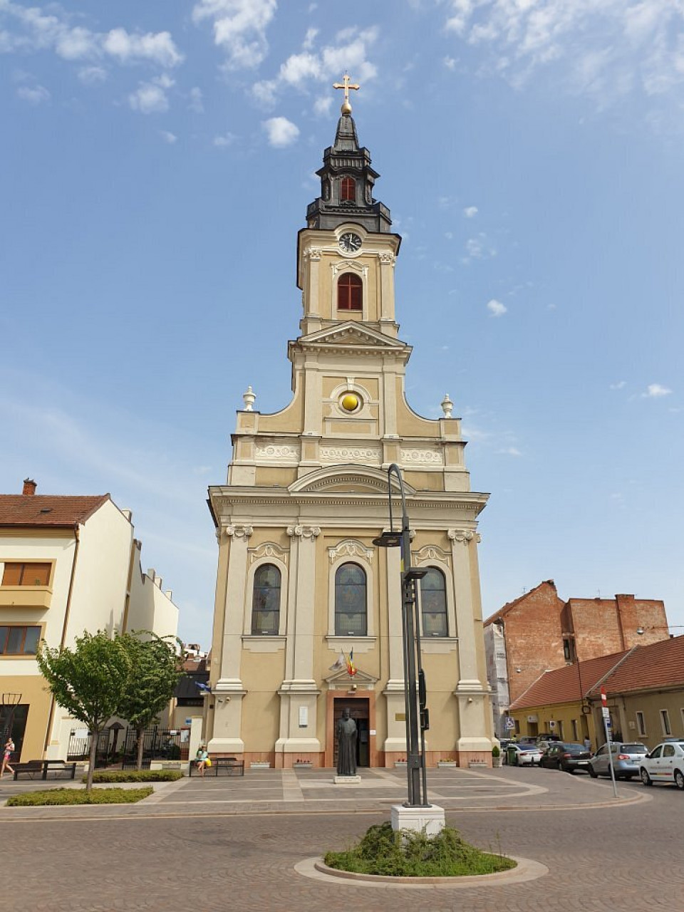 Biserica ca Luna, Iglesia ortodoxa de Oradea