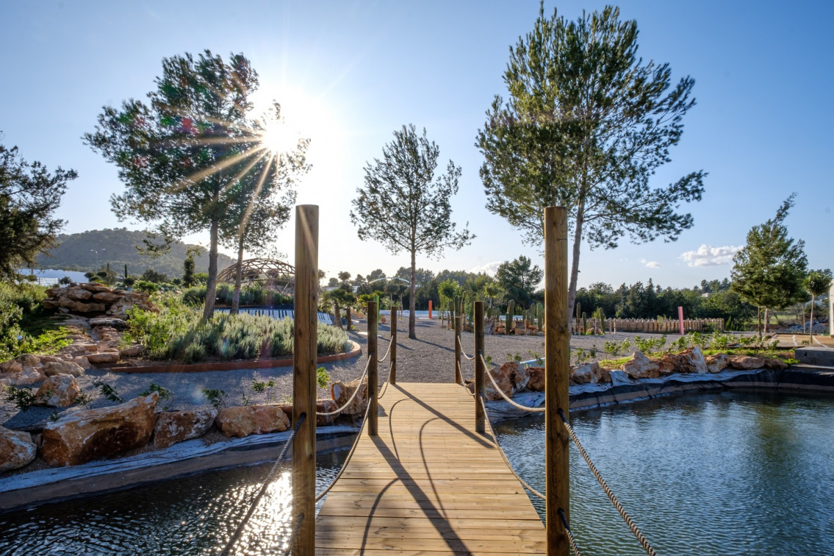 LAGO, Jardin Botanico