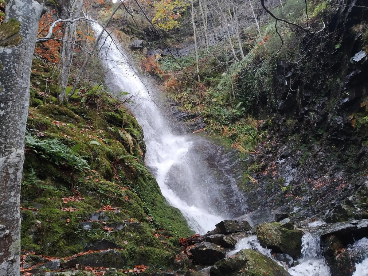 Cascadas de Altuzarra, una, Burgos