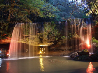 Nabegataki Waterfall  ©小国町, CC BY 4.0 16