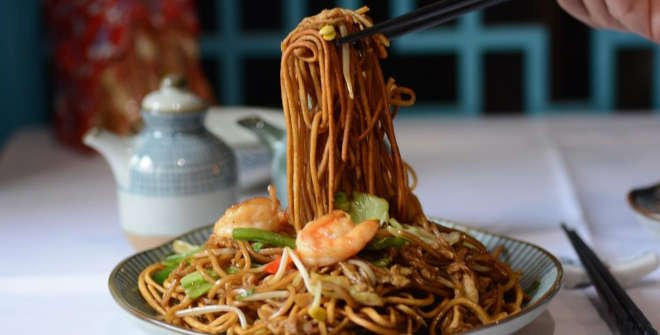 Casa Lafu Tallarines fritos con gambas en China Taste 2023