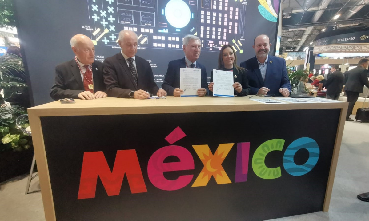 NDP Asicotur 01 Firma de convenio con Ministro de Turismo de Mexico Fitur 2023 (1)