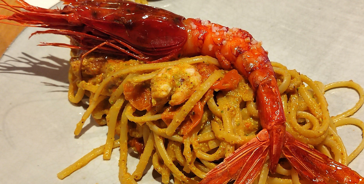 Linguini con carabinero de Lettera Trattoria Moderna