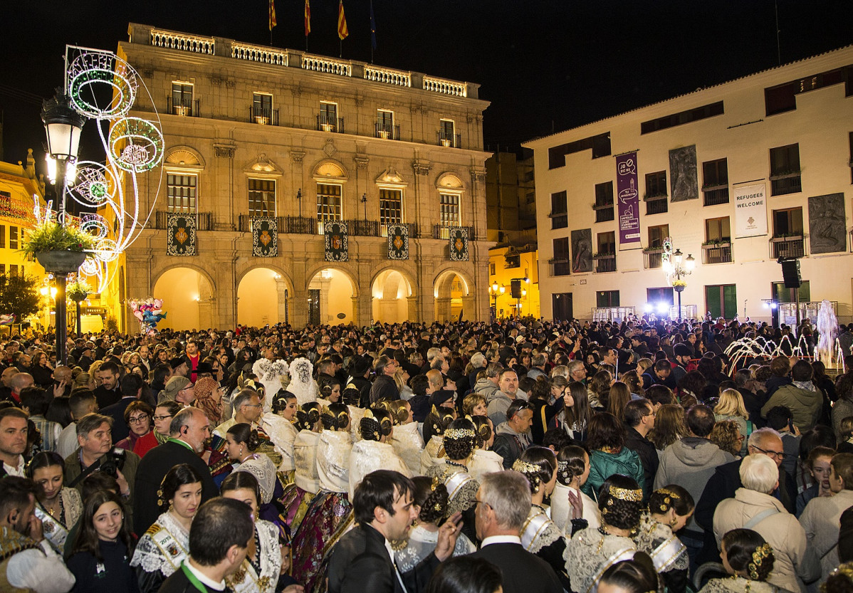 Castellu00f3, Fiestas de la Magdalena   Enfarolu00e0 Campanar