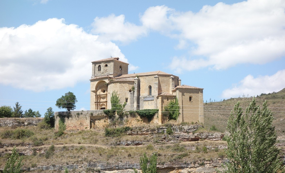 Iglesia de Santa Maru00eda en Mozuelos de Sedano