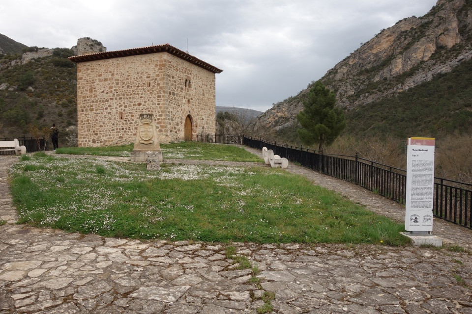 Torre medieval, Rio Quintanilla, Burgos