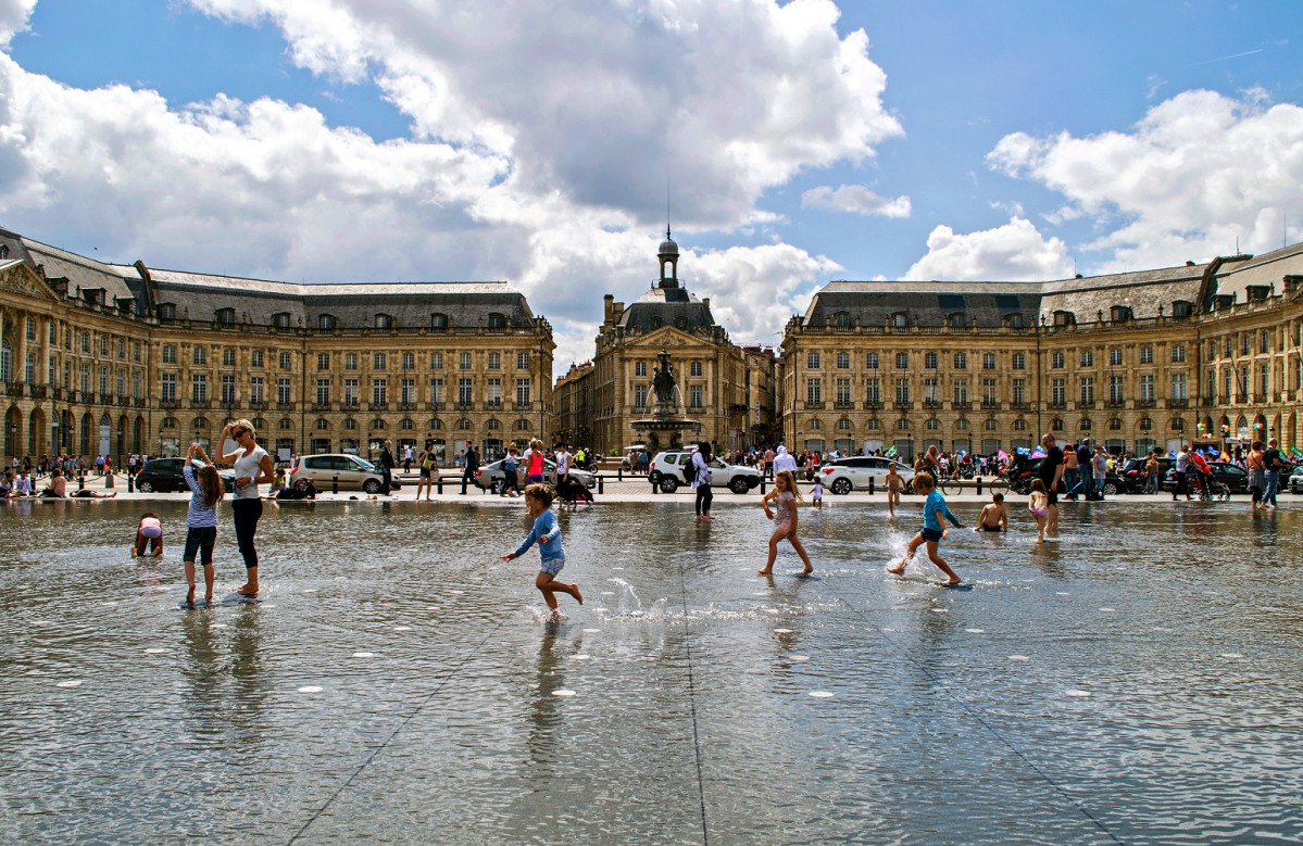 France Gironde Garonne Bordeaux Place de la Bourse02u00a9CroisiEurope