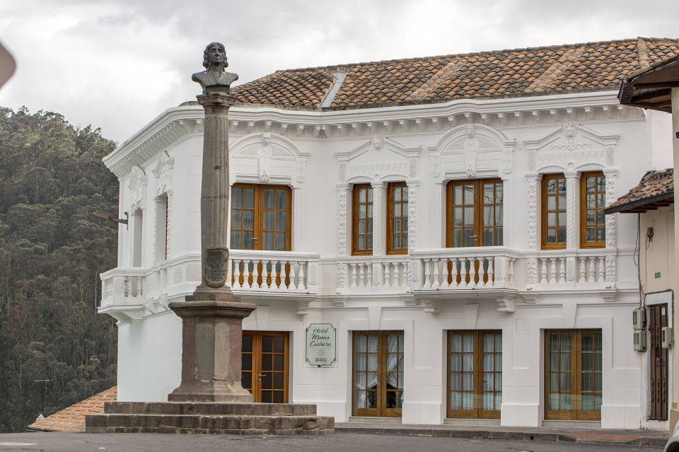 MAMA CUCHARA 1, Quito