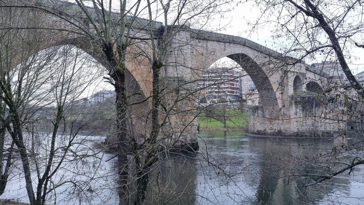 El Puente Romano sobre el Ru00edo Miu00f1o, dos emblemas de Ourense