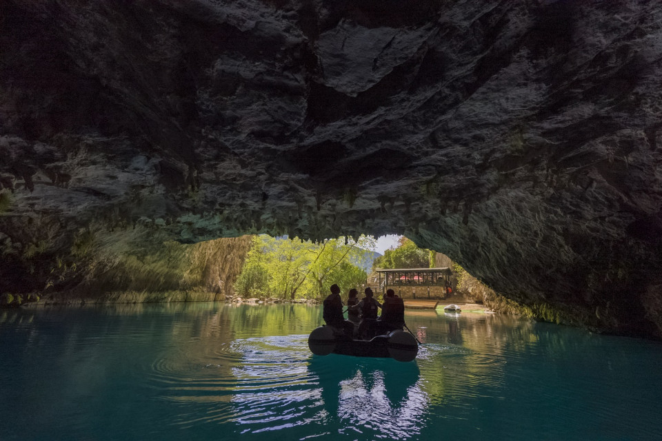 Antalya İbradi Altınbeşik, Cave