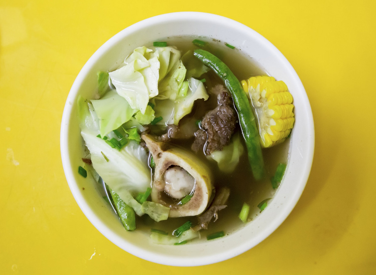 Bulalo . Imagen Fuente= Tourism Promotions Board Philippines