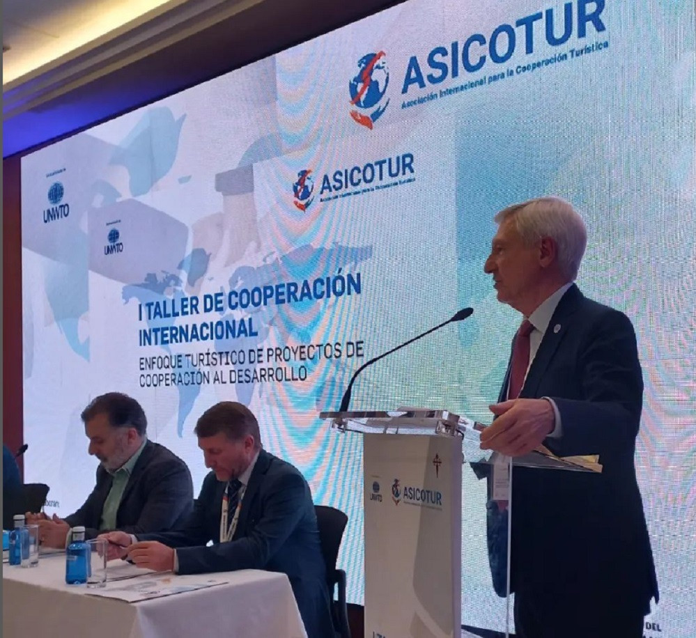 Alejandro Rubin, en la inaguracion del I Taller Cooperacion Internacional de Asicotur