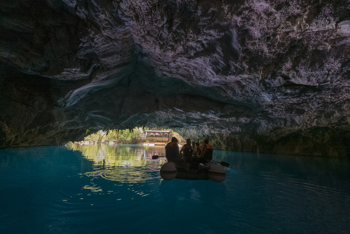 Antalya u0130bradi Altu0131nbeu015fik Cave, Turkia