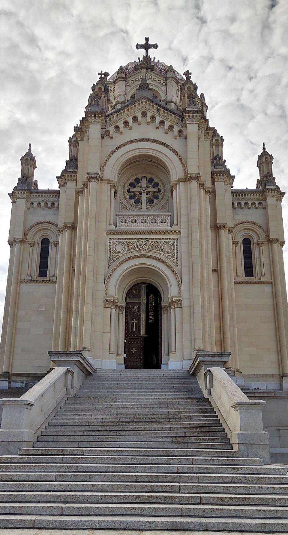 Panteon de la Duquesa de Sevillano  Guadalajara