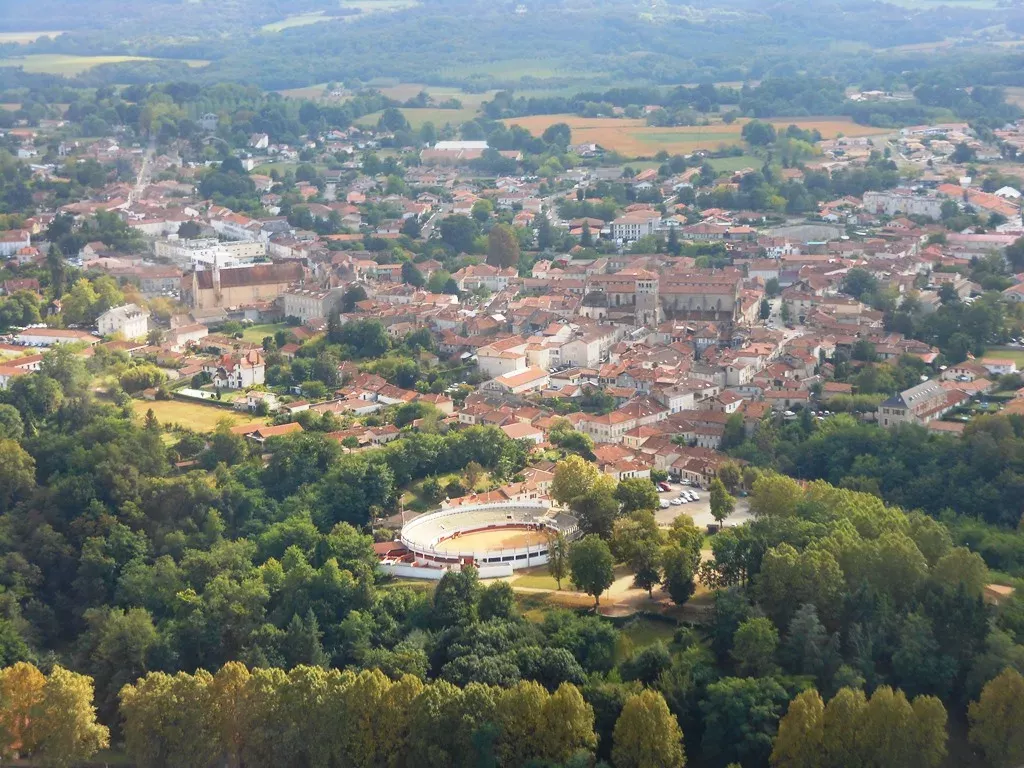 St Sever vue aerienne Celia Lalanne 2TiS