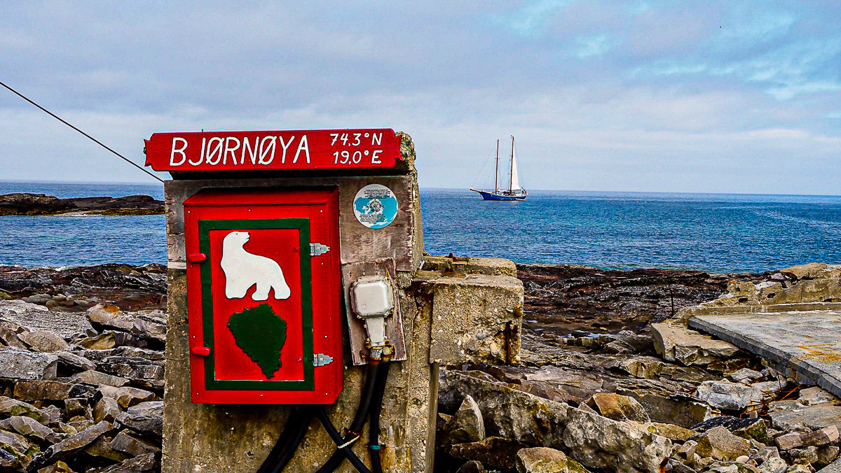 Arctic expedition bjornoya