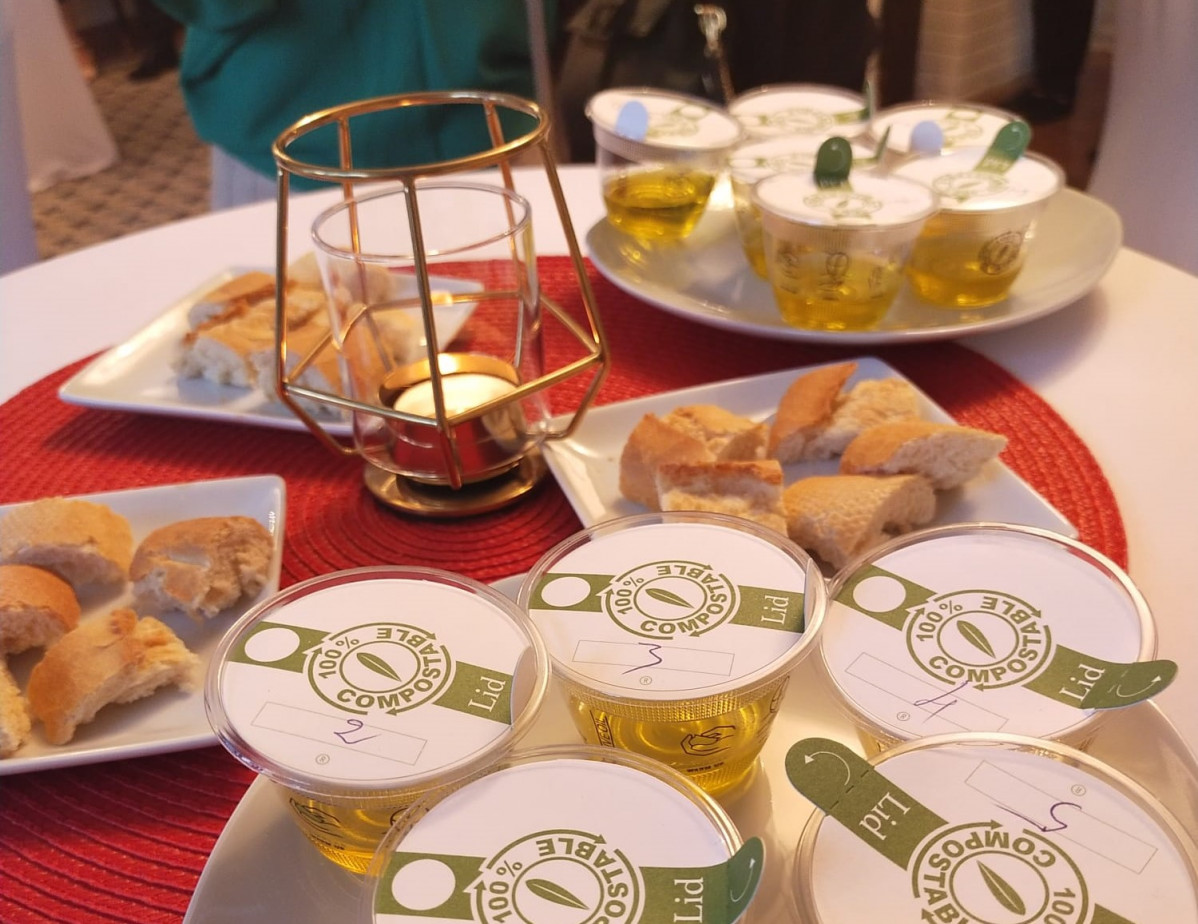 Cata aceites de oliva tunecinos en La Residencia de Tu00fanez