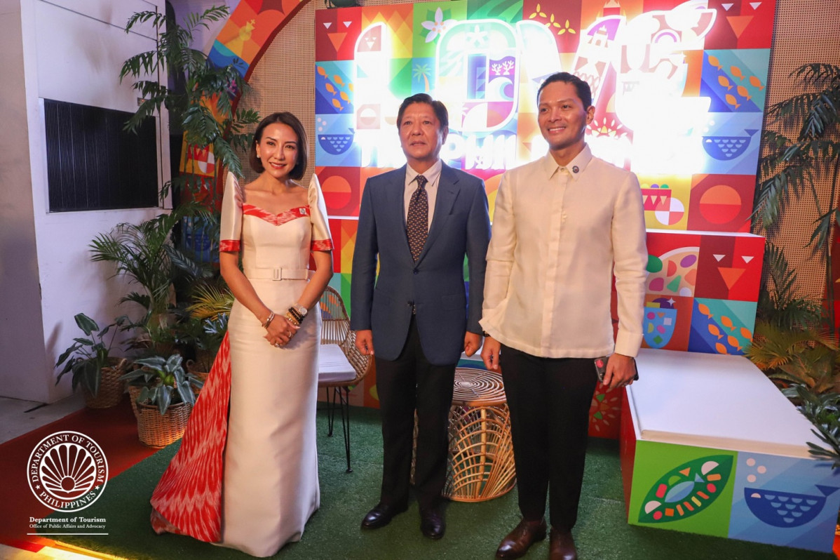 LOVE The Philippines (1)