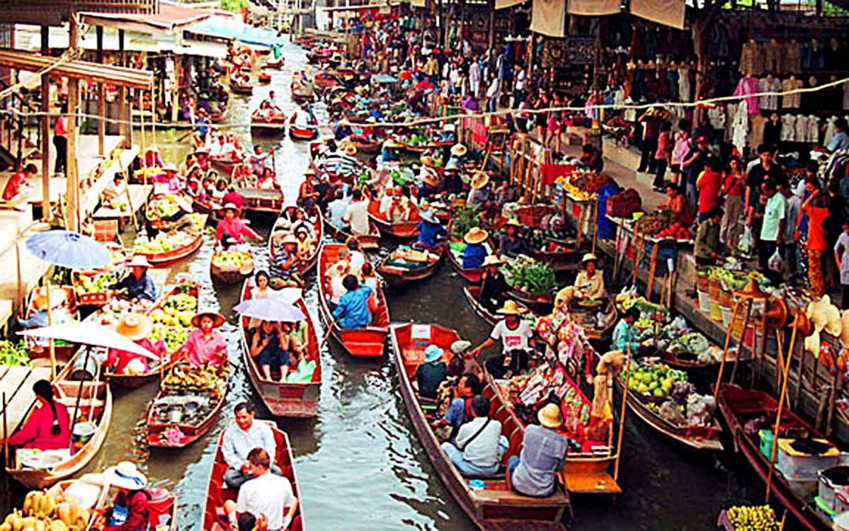Damnoen Saduak Market