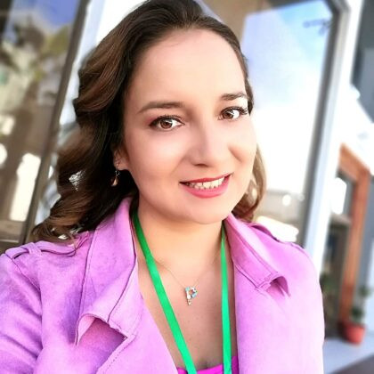 Paola Fernandez 420x420