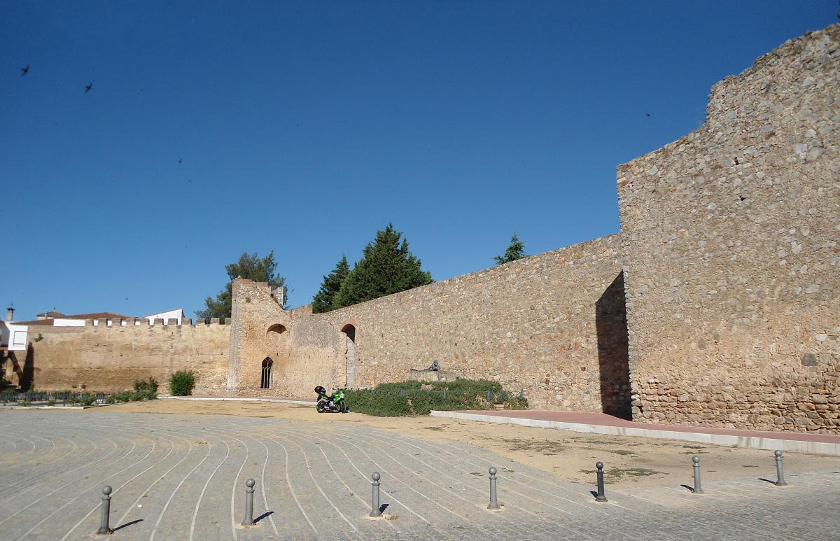 Murallas, Internet (1)