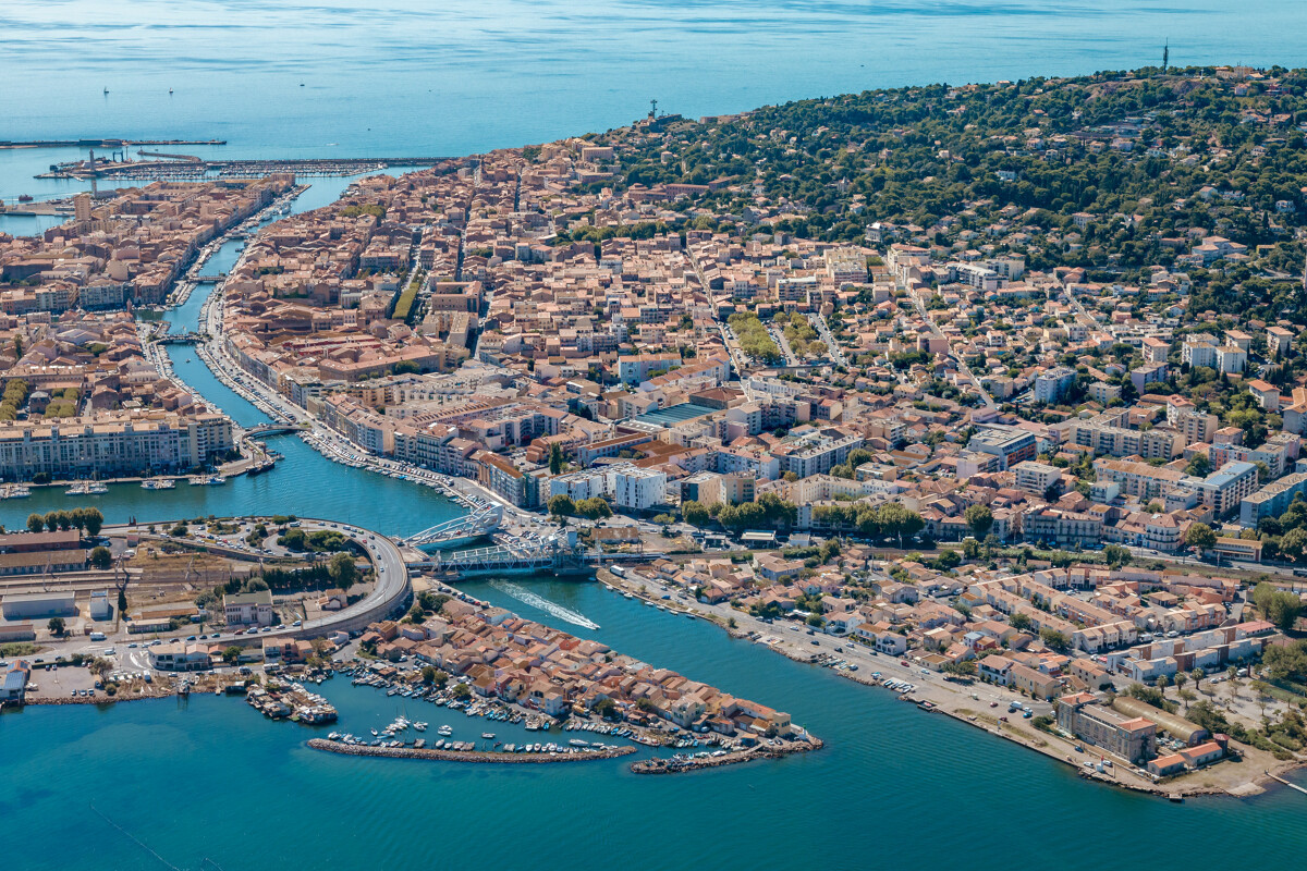 Seu0300te, France
