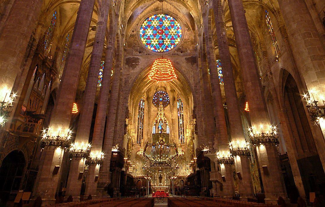 Mallorca leads catedral palma 4