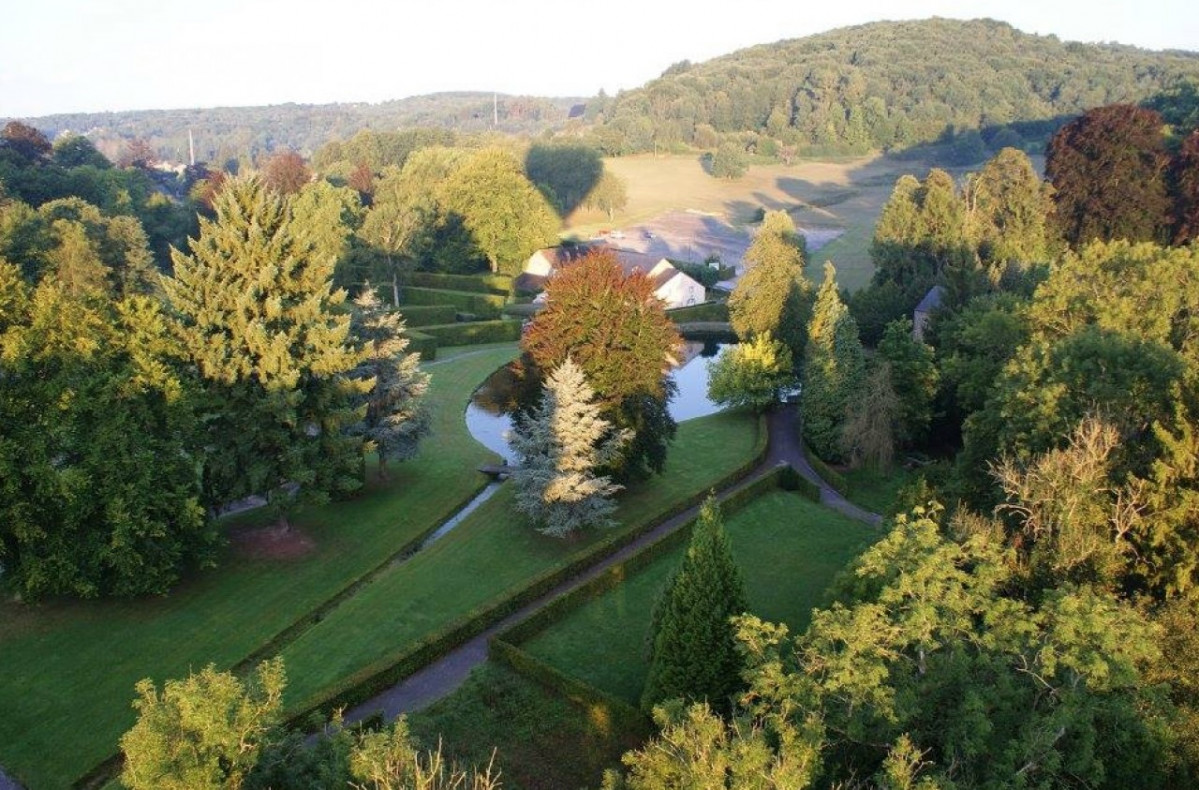 Jardins du2019Annevoie o las dresinas de Molignu00e9e, Belgica