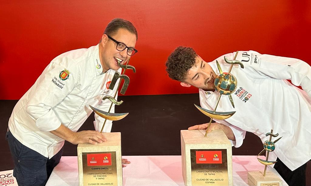 Campeones 2023 ( Teo Rodriguez y Julita Wardshus)