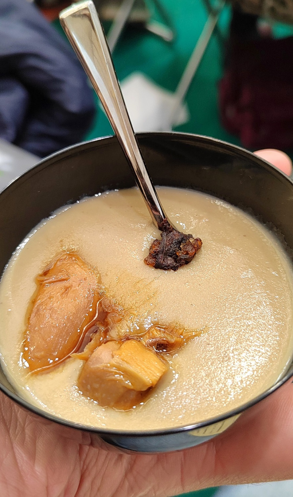Crema de boletus, lechazo asado y morcilla de Buezo